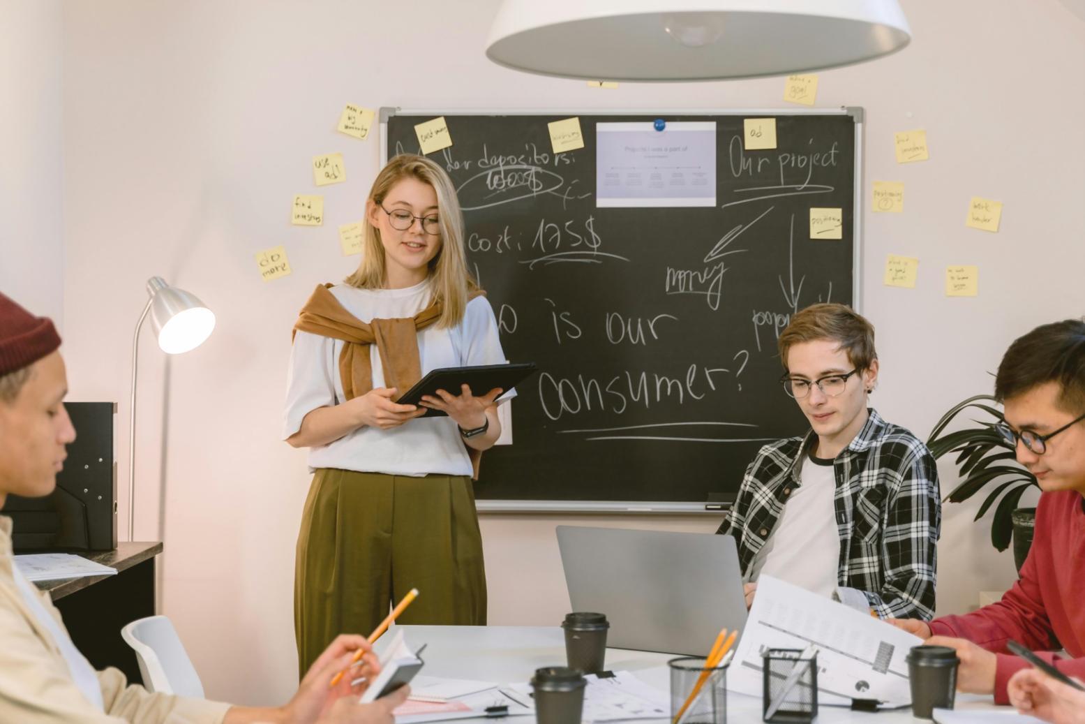 Consulenza pensionistica personalizzata in ufficio